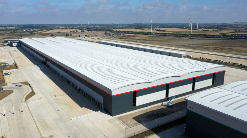 Major parcel hub